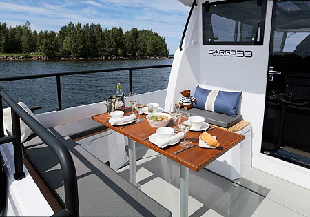 Морской катер Sargo 33